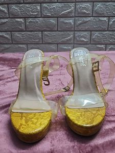 Stylish Yellow Sherrif Heels