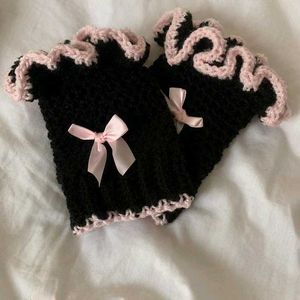 Ruffle Wrist Warmers 🎀✨