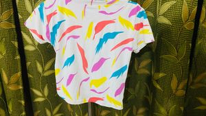 Magic Graphic Print Twist T-Shirt