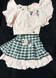 Cute Pink &amp; Checkered Skirt Set