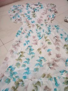 Chic Floral Print Dress