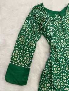 Green Batik Print Kurta Set