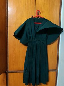 Elegant Green Midi Dress