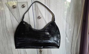 Chic Black Croc Embossed Hobo Bag