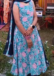 Beautiful Floral Kurta Set with Dupatta