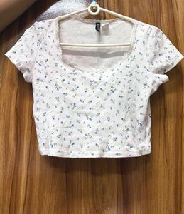 H&amp;M Floral Lace Trim Top