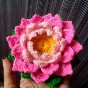 1 Crochet Lotus Candle Holder for 299