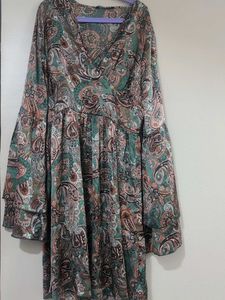 Shein Bohemian Full Tiered Sleeves Paisley Print