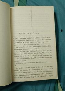 The Fates Divide Veronica Roth Book