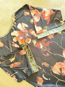 Velvet neck &amp;sleeve patti -  Floral