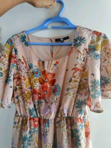 Chic Floral Print Tiered Dress