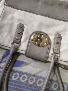 Stylish Two-Tone Handbag