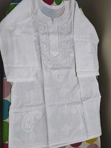 Elegant White Chikankari Kurta