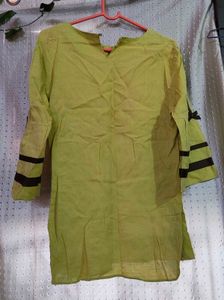 Elegant Yellow Kurta with Bow Sleeves