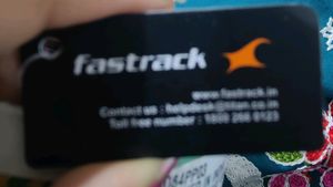 Fastrack Smart Watch. New With Tag. No Offer Coins