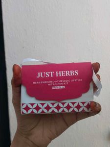 Just Herbs Ayurvedic Lipstick Kit