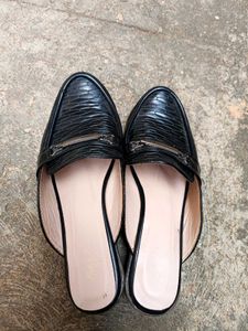 Chic Black Mules Office Wear