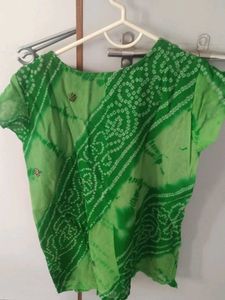 Vibrant Green Bandhani Print Blouse