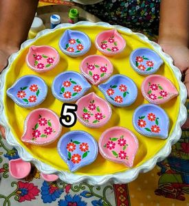 Hand-Painted Diya Set - Festive Decor