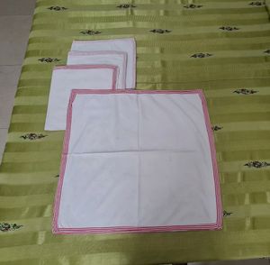 4 White Table Covers