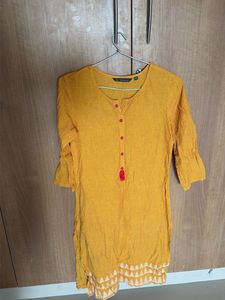 Yellow Embroidered cotton Kurta