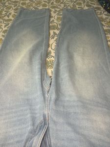 Light Wash Relaxed Fit Jeans