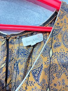 Stylish Printed V-Neck Top