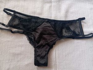 Lace Trimmed Bikini Panties
