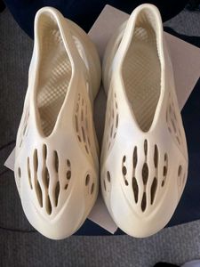 Yezzy Foam Runner
