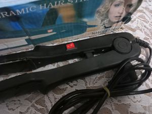 INOVA Ceramic Hair Straightener