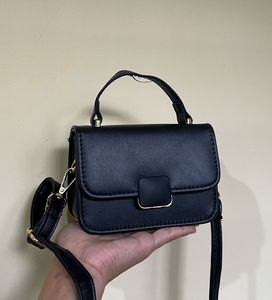 Dressberry- miniature satchel handbag
