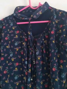Chic Floral Print Blouse