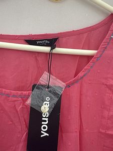 Chic Pink Sleeveless Kurta with Pockets