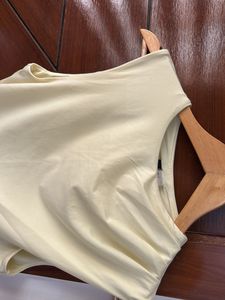 Chic Ruched butter yellow Sleeveless Top