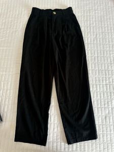 Classic Black Highwaisted  Pants🖤