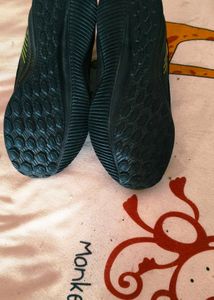 Very Amazing Action Shoes