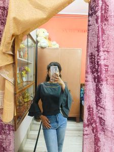 **Sale Price Only For Today* Grey Bell Sleeves Top