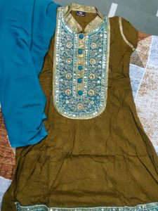 Embellished Indian Kurti