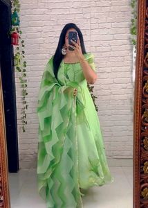 Latest Design Of Anarkali Gown