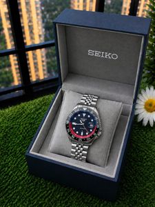 Seiko Dive Watch - Orange Dial