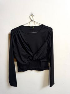 Black Long Sleeve Crop Top