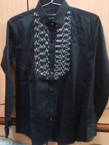 Men's Black Embroidered shirt