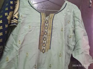 Broquet Duppata Suit