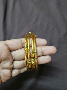 Set of 4 Gold Plated Bangles