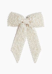Elegant Pearl Bow Hair Clip