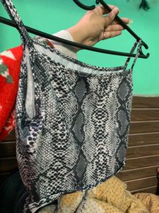 Trendy Snake Print Crop Top