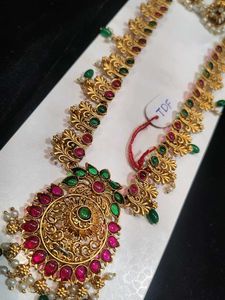 Gold-Plated jewellery and Earring Set
