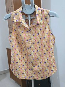 Sleeveless Dot Print Shirt For You