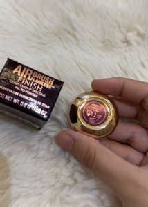 Charlotte Tilbury Airbrush Flawless Finish