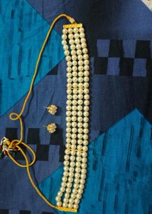 pearl choker necklace and earring set